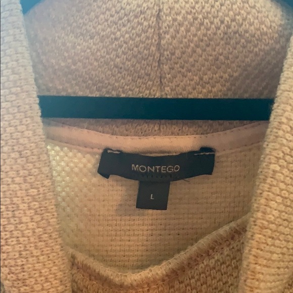 Sweater/ shirt w button up detail. - Picture 3 of 4